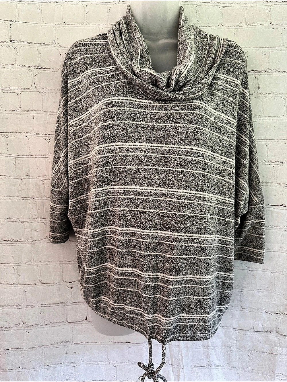 Green Envelope Super Soft Striped Cowl Neck Sweater Tie Bottom Gray Medium